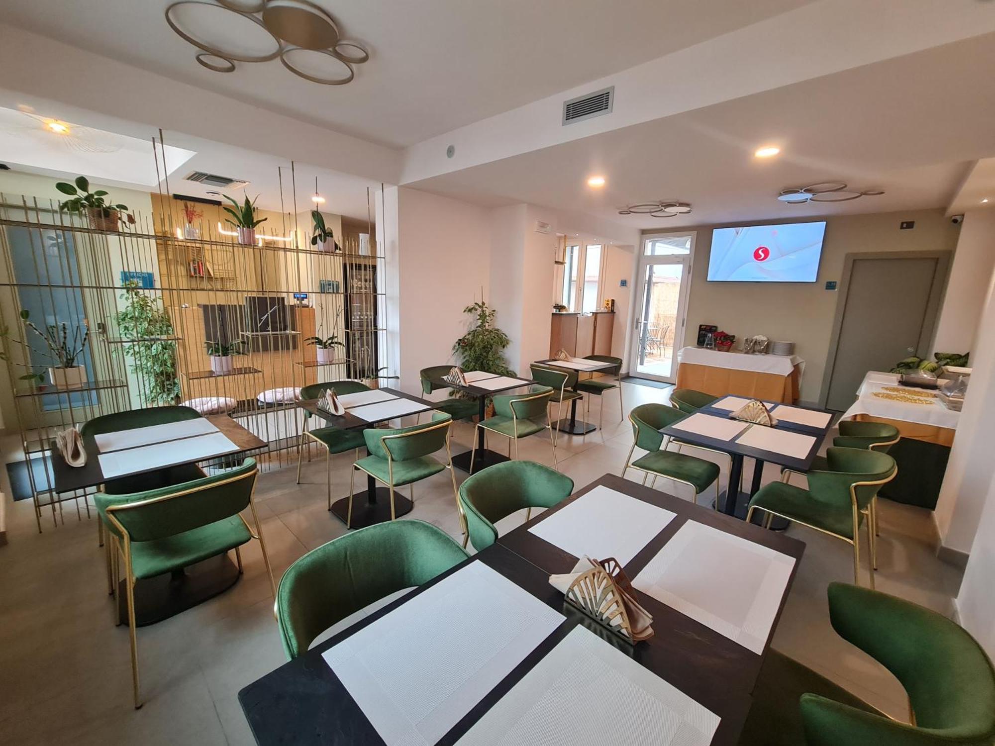 Hotel Miratorre Superior Пиза Екстериор снимка